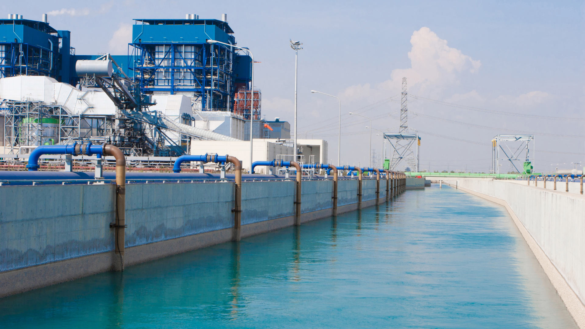 Gulf Nations Turn to Seawater for Future Security